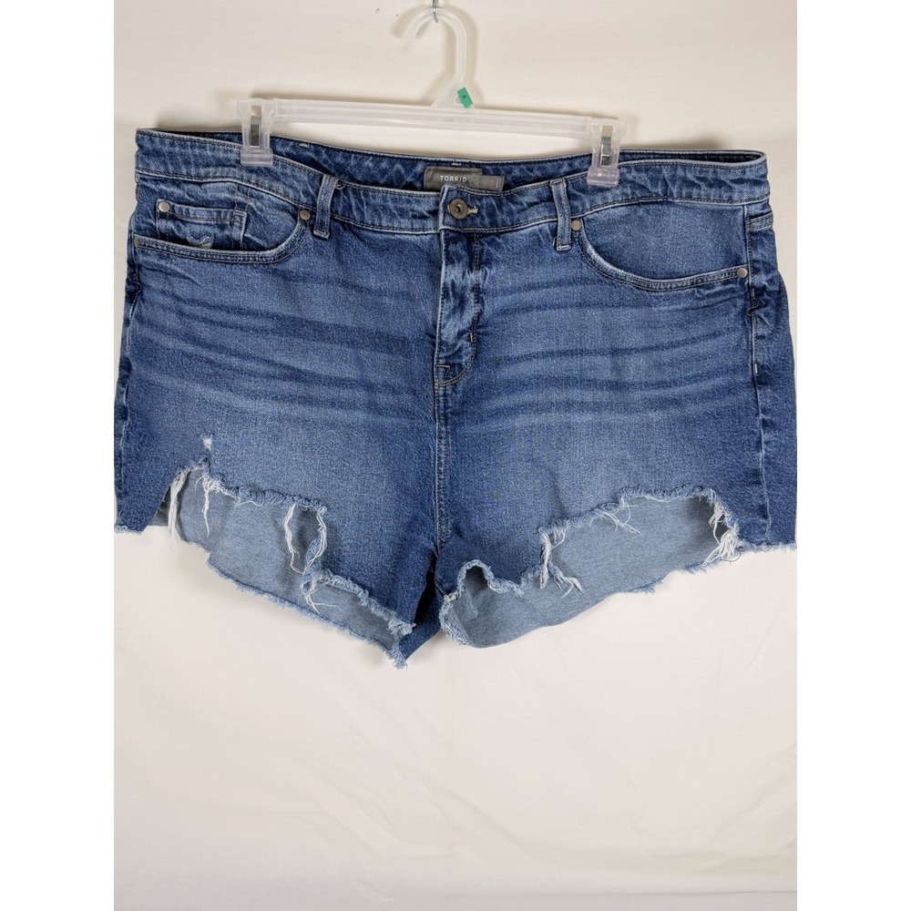 Torrid Women's Denim Shorts Size 24 Mid Rise Distressed Cutoff Blue Jean Shorts
